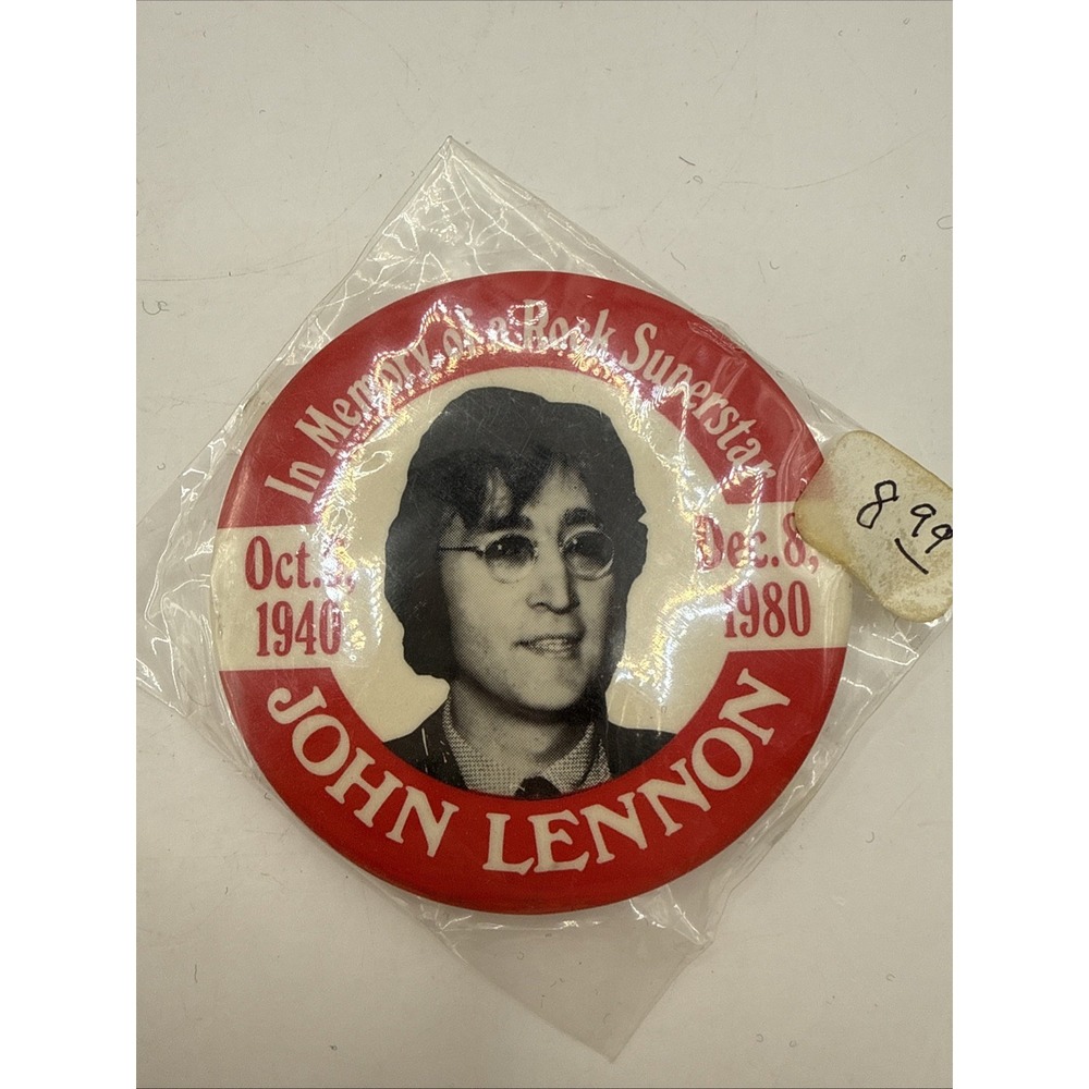 Vintage In Memory of John Lennon 1940 - 1980 Pinback Pin Button The Beatles 3"